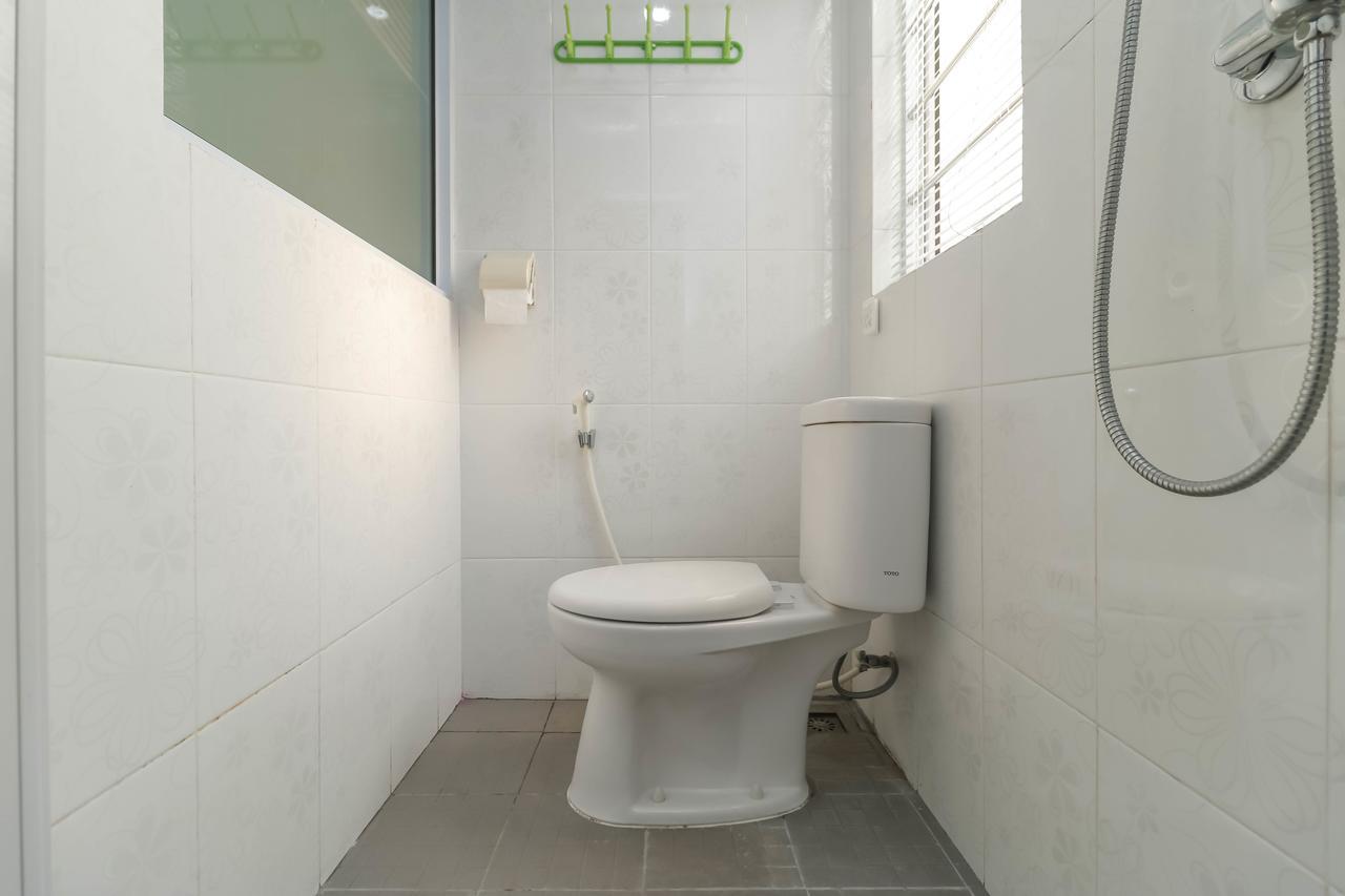 Reddoorz Near Nagoya Hill Hotel Batam Exterior photo